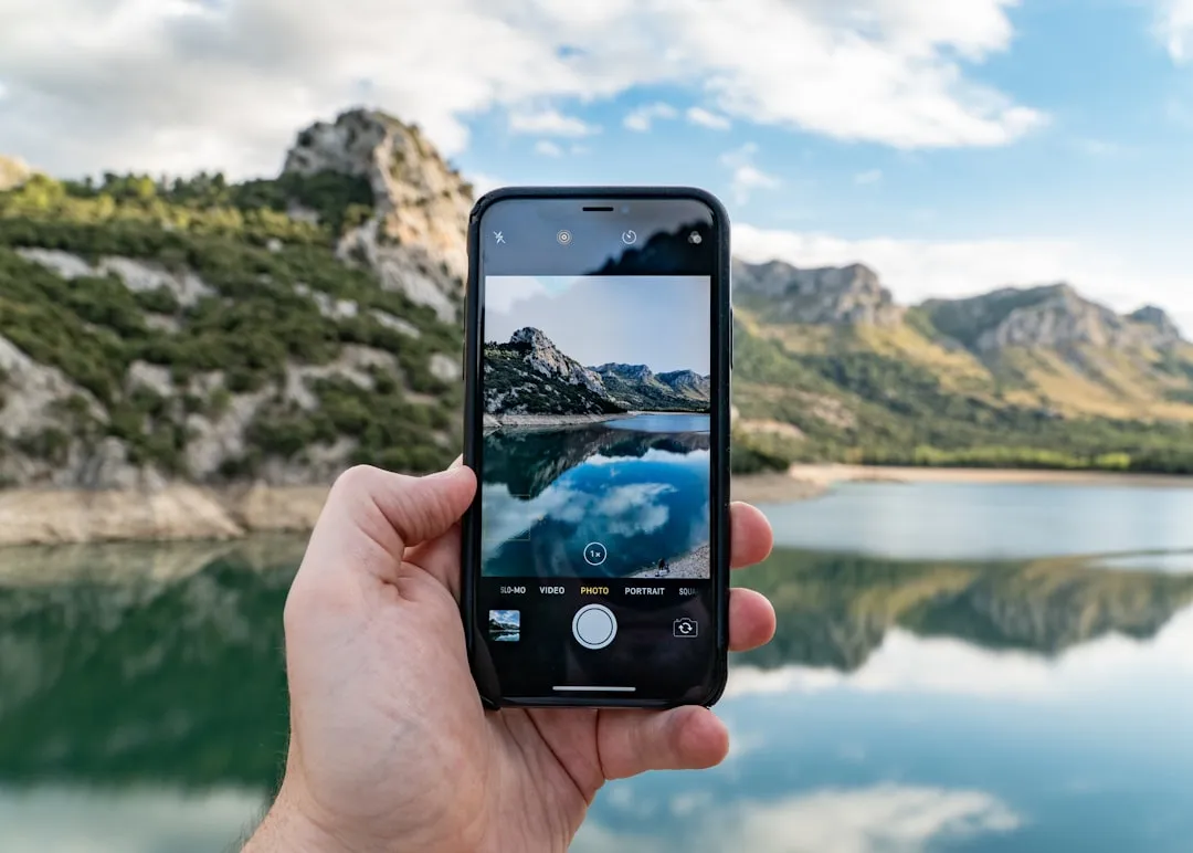 smartphone cloud photos